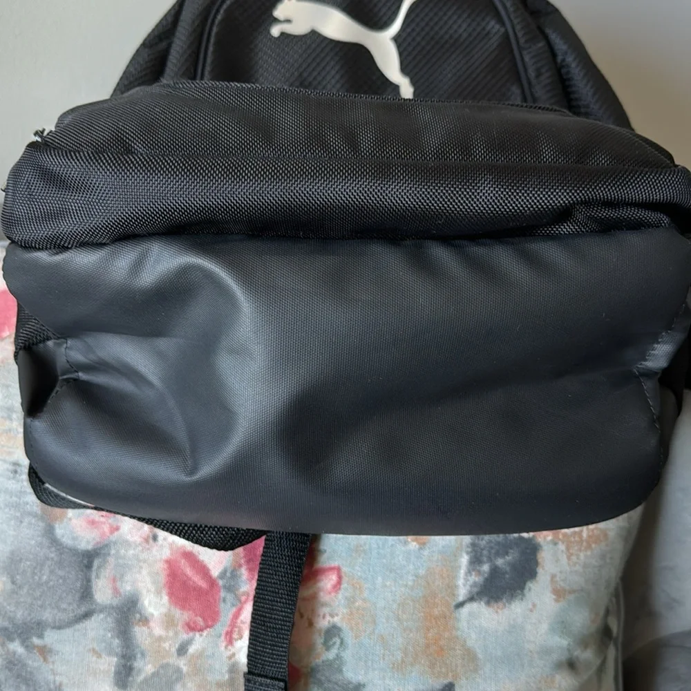 Puma Backpack - Picture 4 of 10